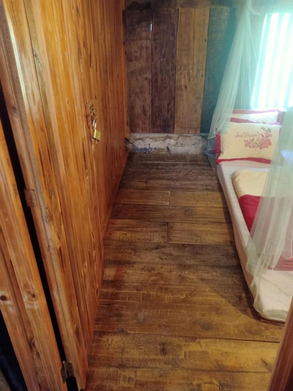 Hoang Cong Ban Gioc Homestay 까오방 객실 사진